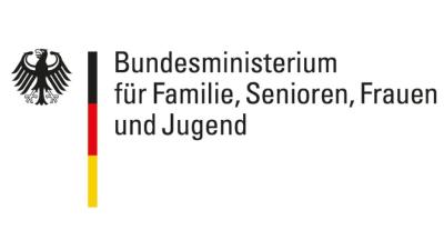 Schwarzer Bundesadler rechts davon Säule oben schwarz, mittig rot, unten gold, rechts Schriftzug "Bundesministerium für Familien, Senioren, Frauen und Jugend"